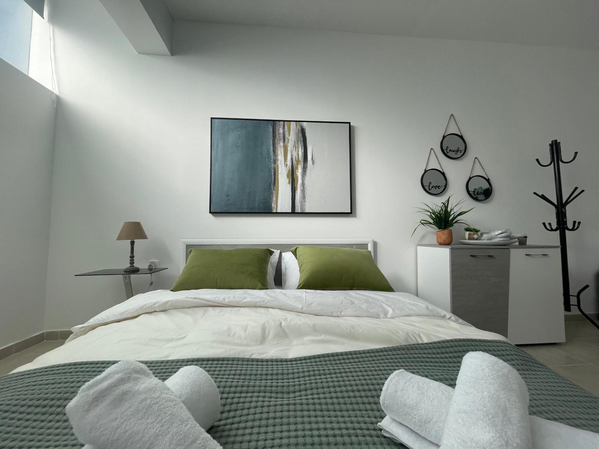 Aiolos Chania Center Luxury Apartment Near The Garden Esterno foto