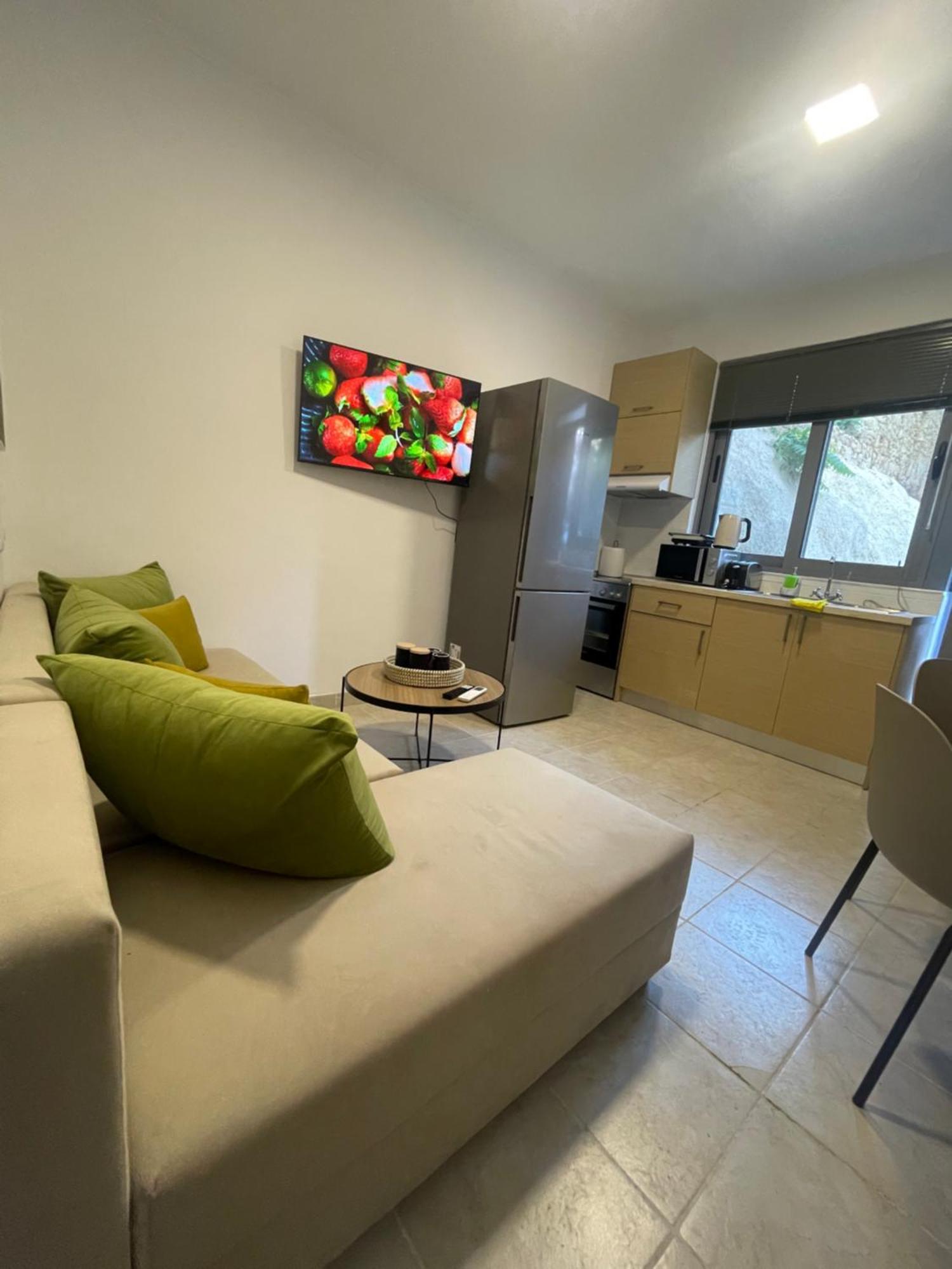Aiolos Chania Center Luxury Apartment Near The Garden Esterno foto